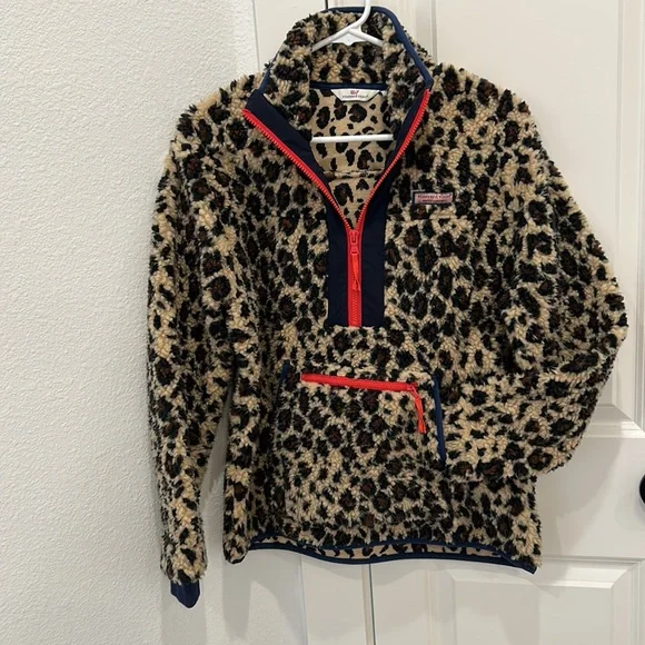 vineyard vines Leopard Print Sherpa SuperShep